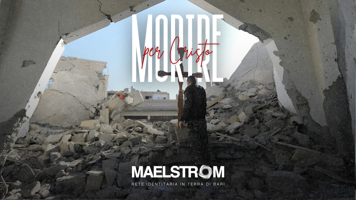 Un uomo che sorregge una croce in una chiesa distrutta dalla guerra - Libano